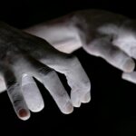 La Posture : Reflet de la Féminité et Art de la Séduction body-language