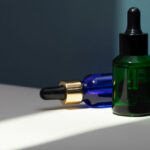 Flacon verre 30 ml : pourquoi ce format s'impose pour les sérums et les huiles glass-serum-bottle2149238339fp